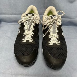 Under Armour Mens Cleats Size 11.5